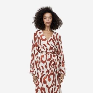 H&M Long Sleeve Dress in Brown and Cream Pattern